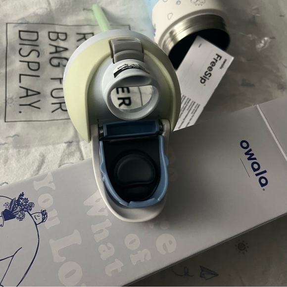 Owala 24 oz Cinnamoroll – Brand New & Adorable! - Picture 9 of 10